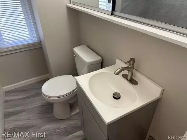 Bath - 17175 Five Points St, Redford, MI 48240 photo 1 of 2