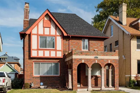 2272 Glynn Ct, Detroit, MI 48206