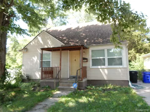 6741 Evergreen Ave, Detroit, MI 48228