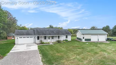 6481 Byron Rd, Howell, MI 48855