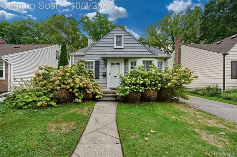 1515 Etowah Ave, Royal Oak, MI 48067