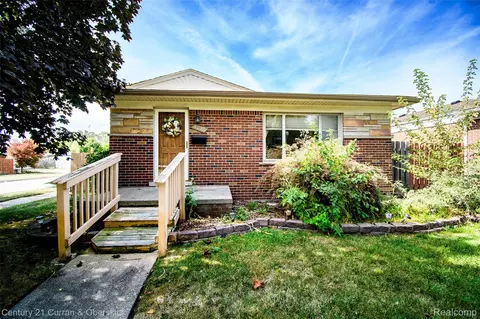 4028 Clippert St, Dearborn Heights, MI 48125