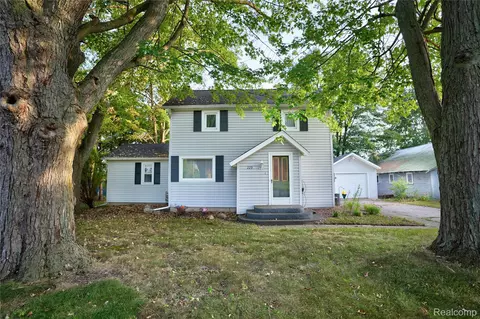 229 W Maple St, Elsie, MI 48831