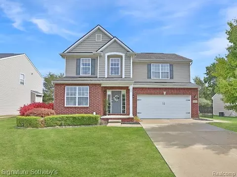 52634 Delena Dr, Macomb, MI 48042