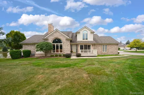 43134 Napa Dr #35, Sterling Heights, MI 48314