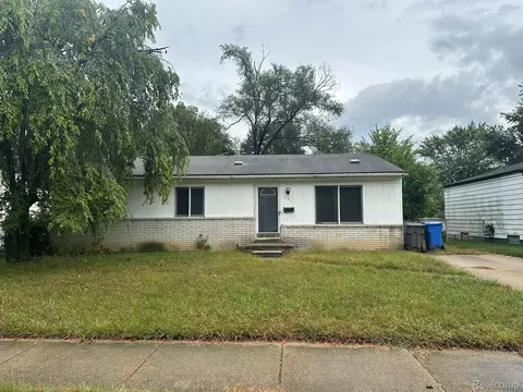 201 Cardwell St, Inkster, MI 48141