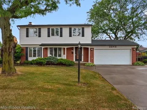 3040 Alden Dr, Sterling Heights, MI 48310