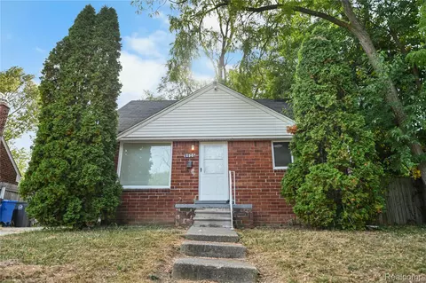 1248 Colonial Dr, Inkster, MI 48141