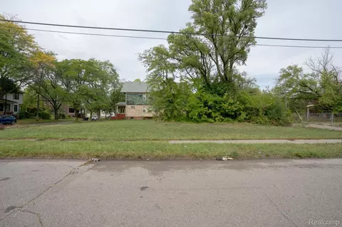 6921 Benson St, Detroit, MI 48207