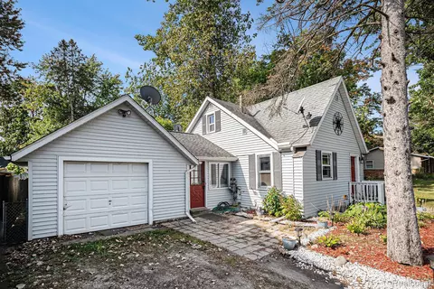 1340 E Grand River Rd, Williamstown, MI 48895