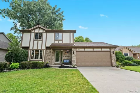 2435 Woodmont Dr W, Canton, MI 48188