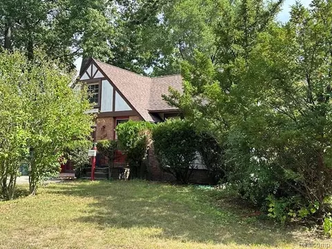 1307 Etowah Ave, Royal Oak, MI 48067