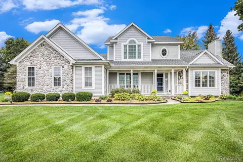 2165 Prairie Vw, Grand Blanc, MI 48439