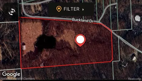 8655 Buckland Dr, Northfield, MI 48178