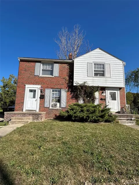76 Spokane Drive Dr, Pontiac, MI 48341