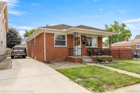 1463 Cicotte Ave, Lincoln Park, MI 48146