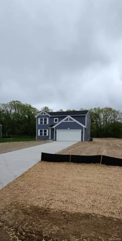 124 Forest Way, Rose, MI 48350