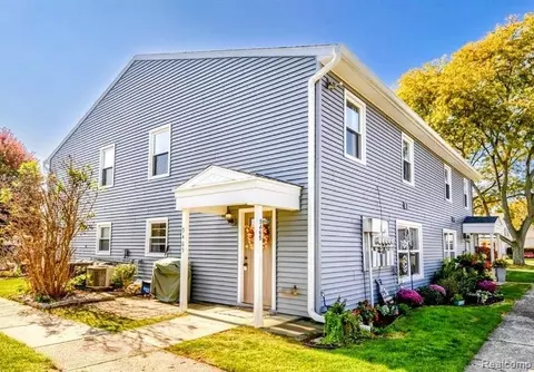 9465 Parkwood N, Davison, MI 48423