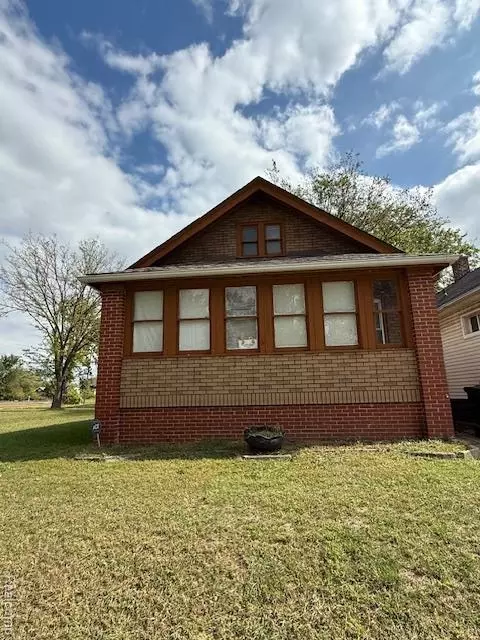 9196 American St, Detroit, MI 48204