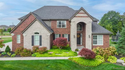 23063 Kirkland Ct, Northville, MI 48167