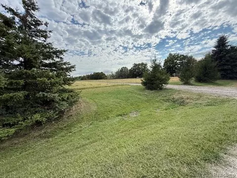 9883 Metcalf, Kenockee, MI 48006