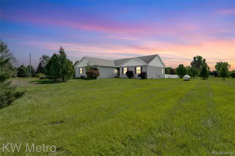 7172 E Farrand Rd, Forest, MI 48746