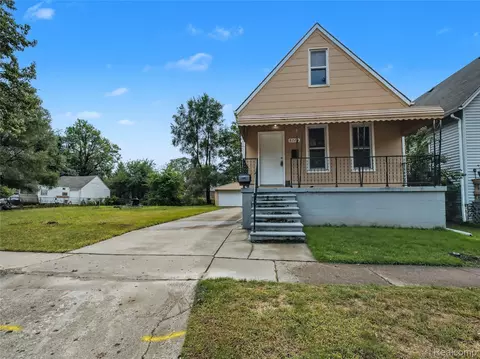 8220 Hudson Ave, Warren, MI 48089