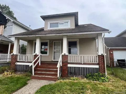 7447 Ellsworth St, Detroit, MI 48238