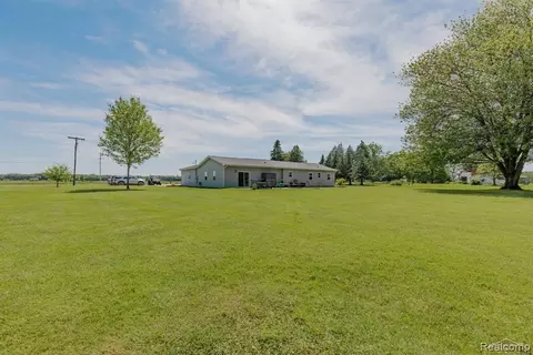 6338 Willard Rd, Birch Run, MI 48415