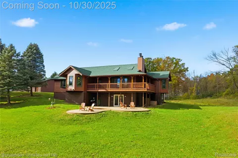4750 Thomas Rd, Metamora, MI 48455