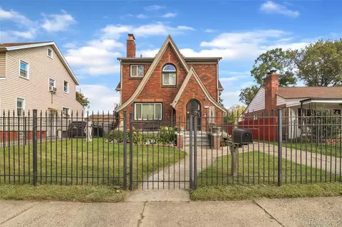 16764 Blackstone St, Detroit, MI 48219
