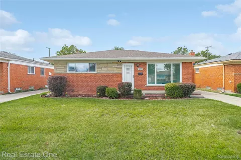 8177 Gary Ave, Westland, MI 48185
