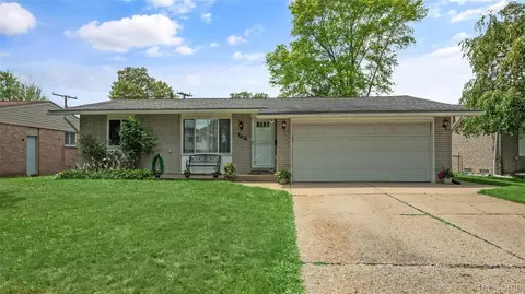 39349 Farmhill Dr, Sterling Heights, MI 48313