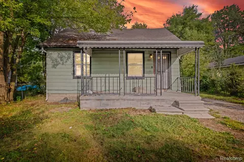 790 Parkwood Ave, Pontiac, MI 48340