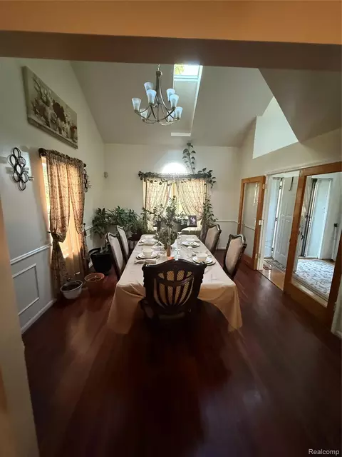 Dining - 44994 Sondra Dr, Van Buren, MI 48111 photo 2 of 4