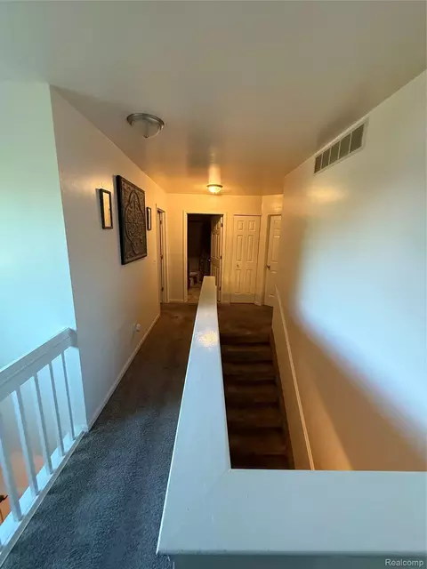 Entry Way - 44994 Sondra Dr, Van Buren, MI 48111 photo 5 of 8