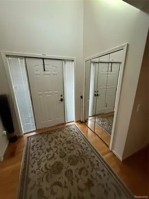 Entry Way - 44994 Sondra Dr, Van Buren, MI 48111 photo 3 of 8