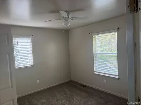 Bedroom - 44994 Sondra Dr, Van Buren, MI 48111 photo 9 of 10
