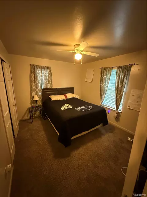 Bedroom - 44994 Sondra Dr, Van Buren, MI 48111 photo 6 of 10