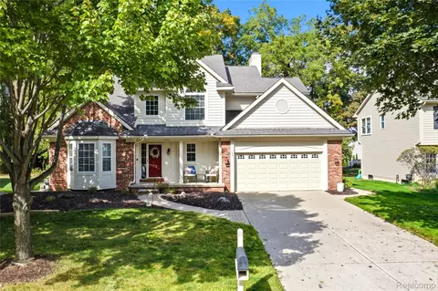 1893 Pepperwood Pl, Commerce, MI 48390