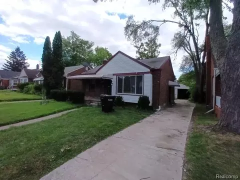 18321 Ashton Ave, Detroit, MI 48219