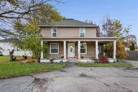 12115 Canal Rd, Sterling Heights, MI 48313