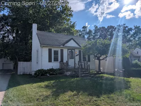 36255 Manila Ave, Westland, MI 48186