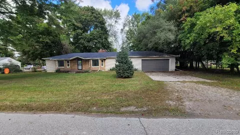 30185 Carl St, New Haven, MI 48048