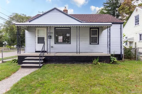 1403 E Bernhard Ave, Hazel Park, MI 48030
