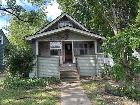 214 W 12 Mile Rd, Royal Oak, MI 48073