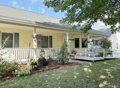 6409 Robb Rd, Conway, MI 48836