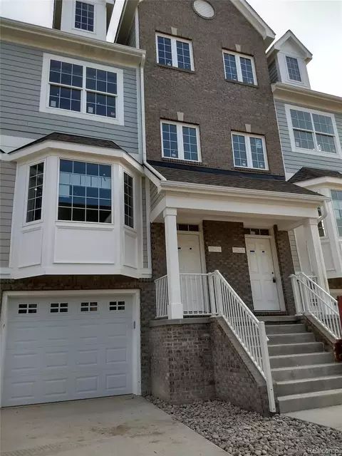 2564 W Towne St, Ann Arbor, MI 48103