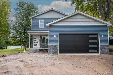 39856 Elmite, Harrison, MI 48045