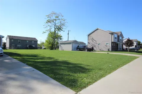 3691 Alter Rd, Detroit, MI 48215